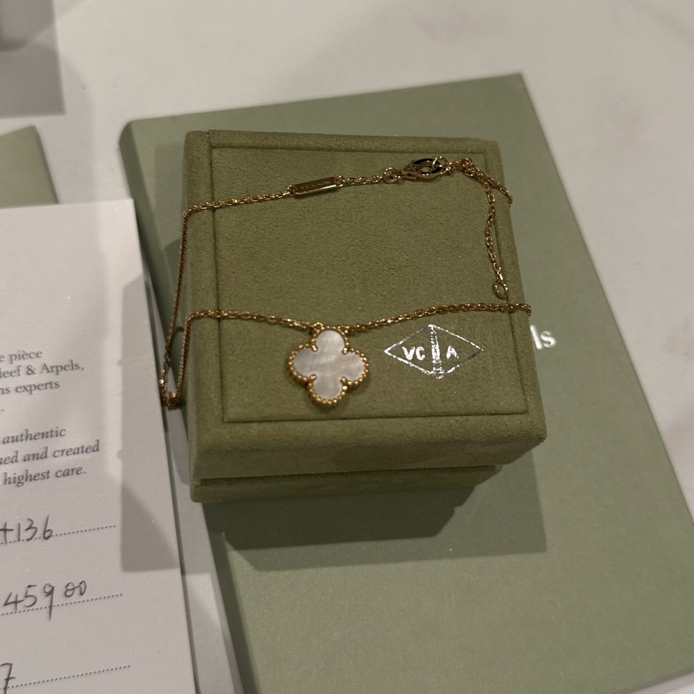 Authentic Van Cleef & Arpels Vintage Alhambra pendant